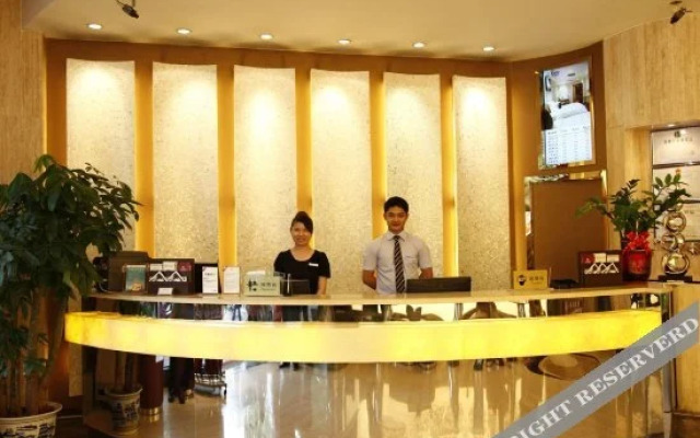 Veee Hotel