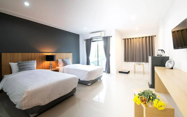Pixel Hostel Phuket Airport