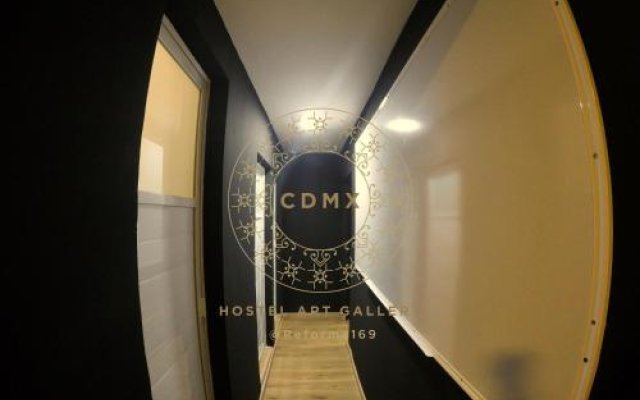 CDMX Hostel Art Gallery