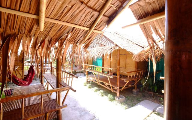 Bamboo Hut Bungalow-Adults Only