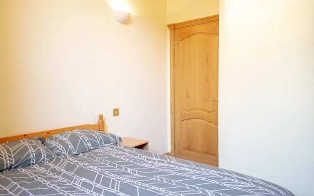 2 Bedroom Home Near Portobello Beach