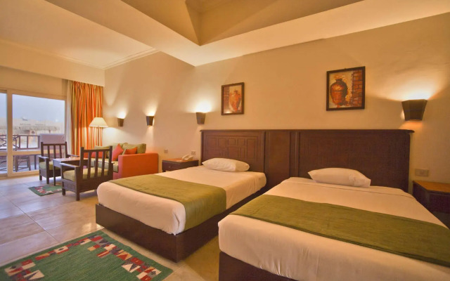 Laguna Beach Marsa Resort