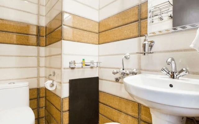 FabHotel Tranquil Inn Gomti Nagar