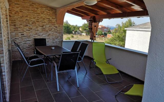 Tomek Apartment