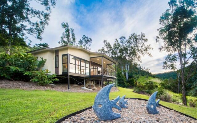 Seclude Rainforest Retreat