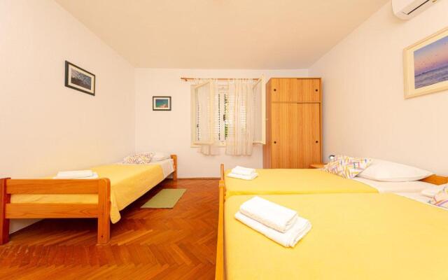 Apartment Promajna