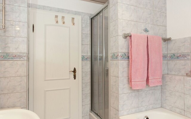 Picturesque Holiday Home in Dodenau near Ski Area