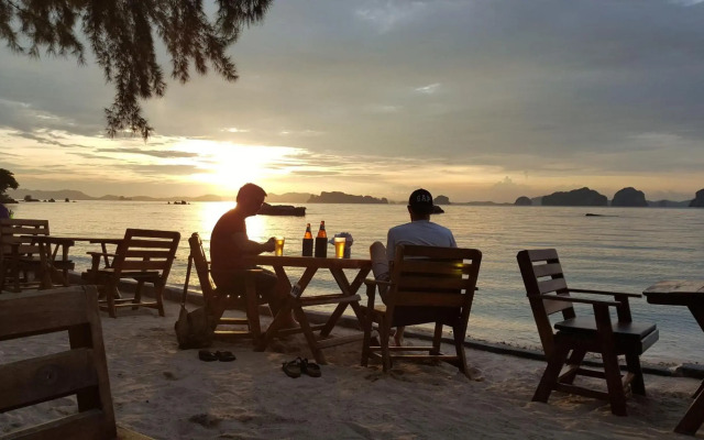 Baan Tubkaek Hotel