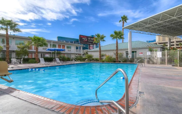 Tropicana Stays By Townhouse