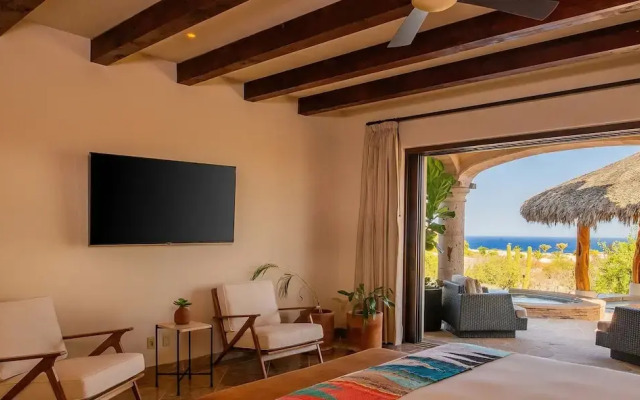 Stunning Ocean Views, Private Pool, & Seaside Golf