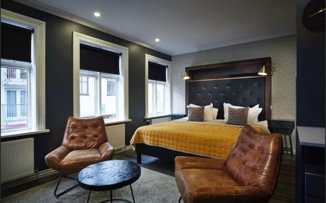 Vintage Apartment Hotel