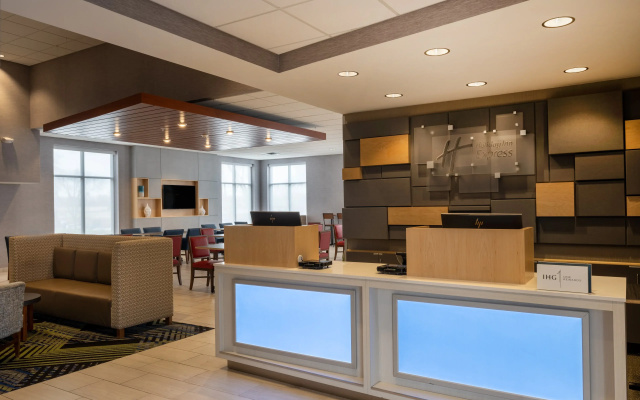 Holiday Inn Express Minneapolis West Plymouth by IHG