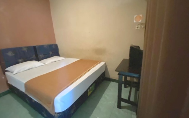 Hotel O Bale Gajog Near SDN 2 SEKAROH – Guest Rooms – Sekaroh