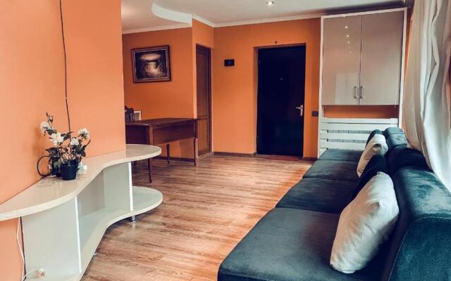 Family_hotel_vardisubani