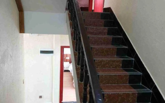 Lvtu Inn