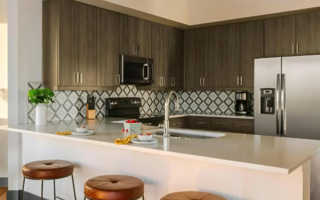 Sonder by Marriott Bonvoy Mill Ave Apartments Tempe