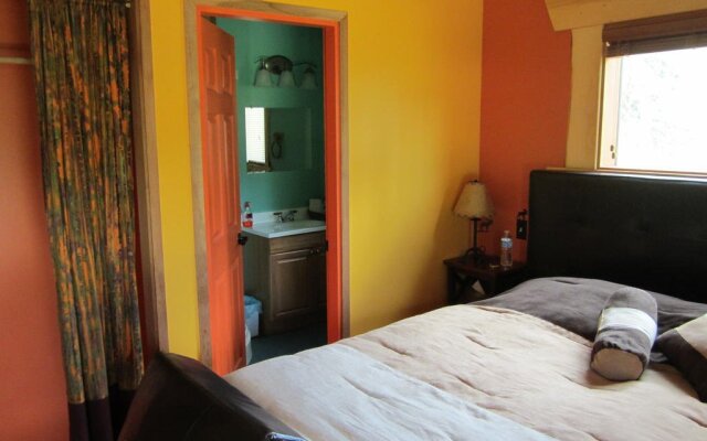 Seawood Bed & Breakfast & Cabins