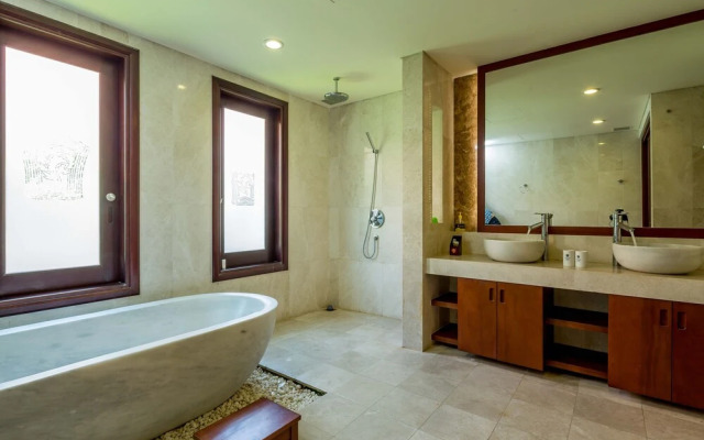 Luxury Danang Beach Pool Villa