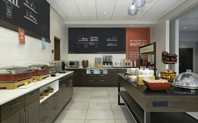 Hampton Inn By Hilton Cornwall