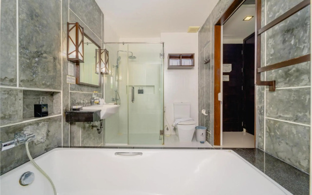 GRAMM HOTEL by Ambarrukmo