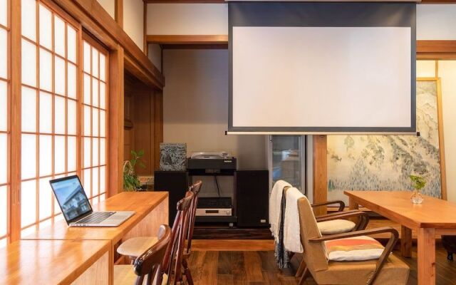 Takazuri-KITA - Hostel