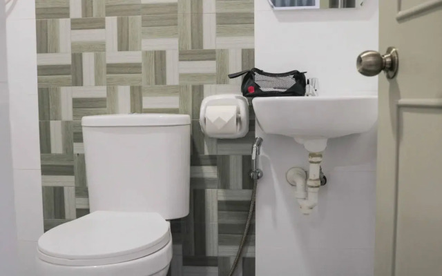 RedDoorz Premium @ Wireless Mandaue Cebu