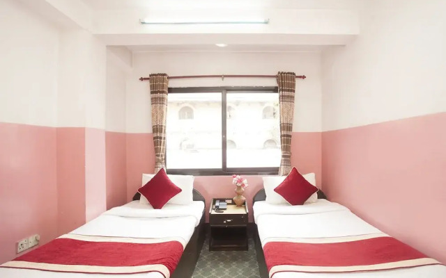 SPOT ON 465 Hotel Brunei Holiday Inn