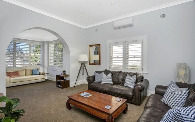 Live the Bondi Lifestyle - BB002