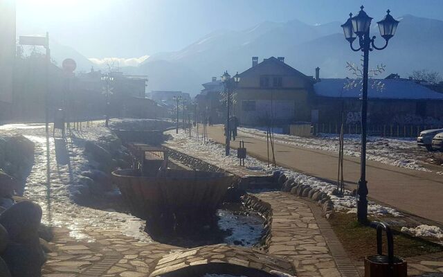 Apartment with One Bedroom in Bansko, with Wonderful Mountain View, Furnished Balcony And Wifi - 100 M From the Slopes