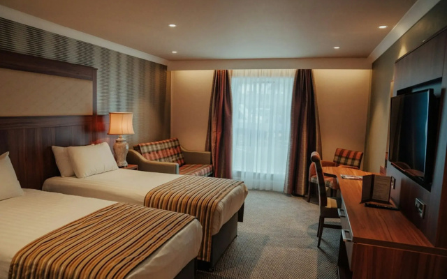 Dunadry Hotel and Gardens