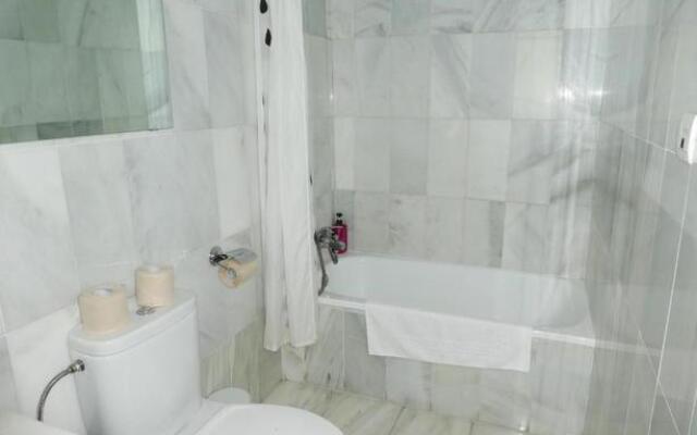 Apartamentos Mendebaldea Suites