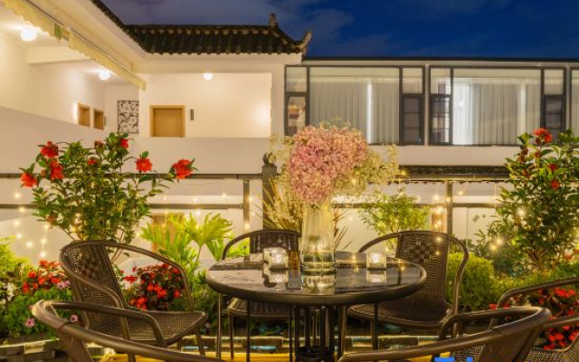 Lijiang static designer homestay