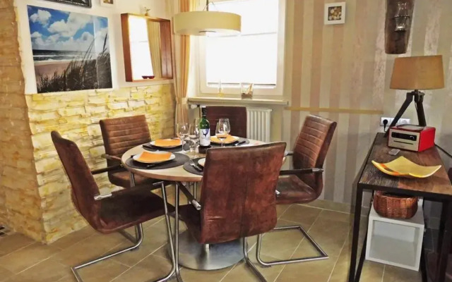 Ferienwohnung SYLTER DEICHWIESEN - 2-5 Personen / 3 Schlafzimmer / Terrasse