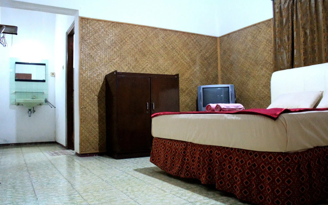 OYO 524 Makuta Hotel