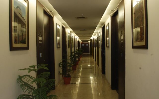 Plutos Hotel