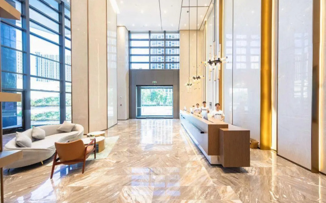 Atour Hotel (Zhongshan North Railway Station, V - Park Plaza)