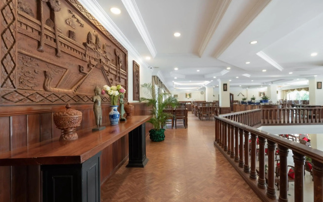 Monoreach Angkor Hotel