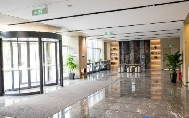 Zhengzhou Xinzheng International Airport Talent Hotel