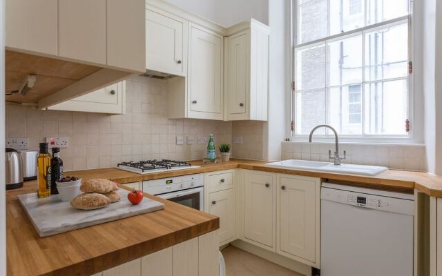 Luxurious Central 3BR Flat in Westminster