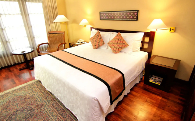 Singgasana Hotel Surabaya