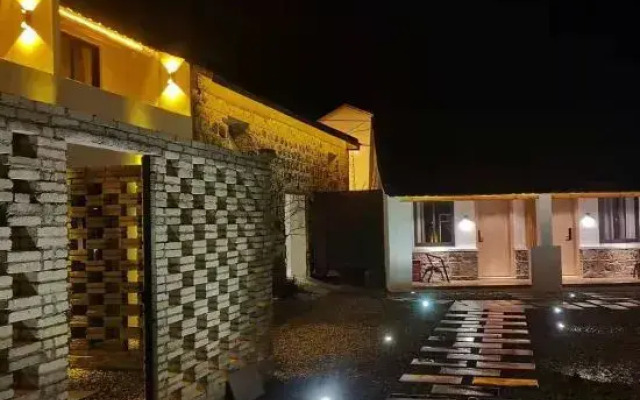 Qingye Homestay