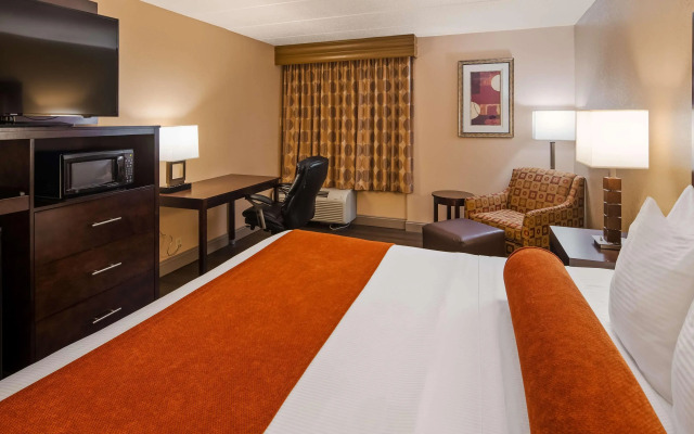 Best Western Crossroads Of The Bluffs