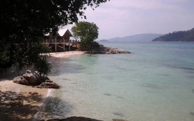 Longbay Lipe Bungalow
