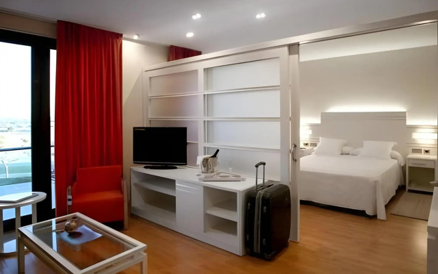 Отель B&B Hotel Tarragona Valls