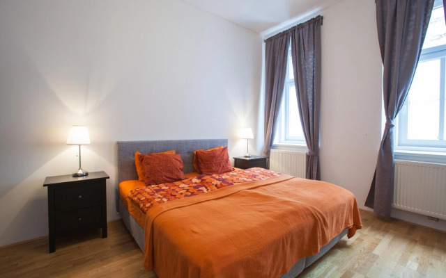 Apartment Theresiengasse