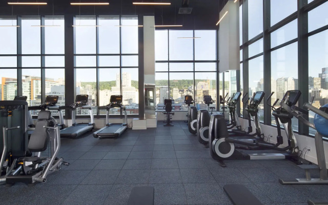 Holiday Inn Hotel & Suites Montreal Centre-ville Ouest by IHG