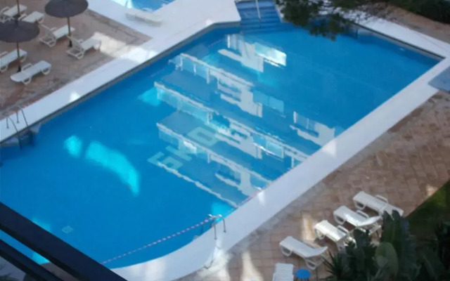 Skol 406A by Completely Marbella