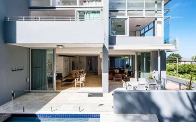 Lovely Apartment w Private Pool Paix et Calme