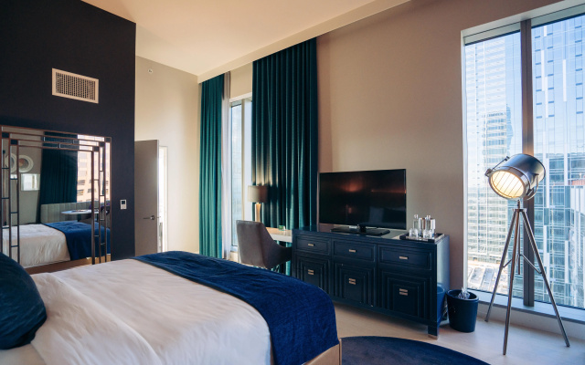 Indigo Los Angeles Downtown by IHG