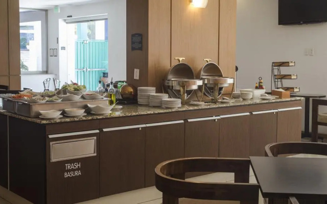 Staybridge Suites Guadalajara Expo by IHG